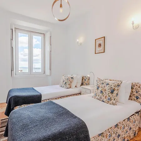 Portas Do Teatro Apartment *